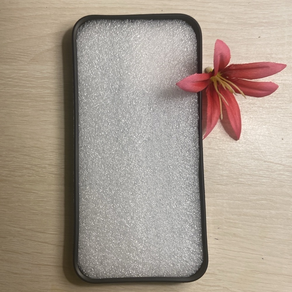 IPhone 13 Promax Case - Picture 4 of 5